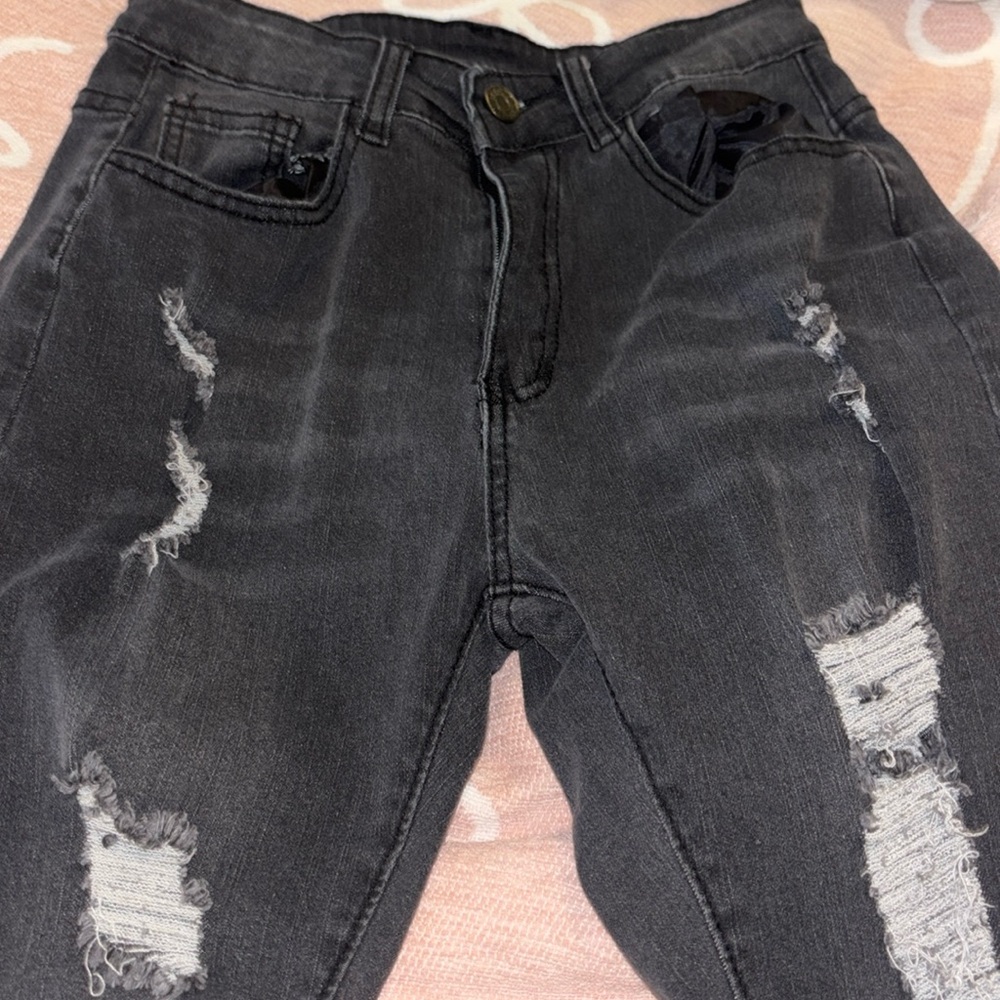 Black ripped jeans, VERY stretchy